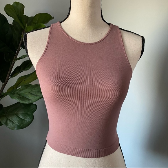 New• Seamless Rib Hi Neck Tank in Vintage Mauve - Picture 6 of 12